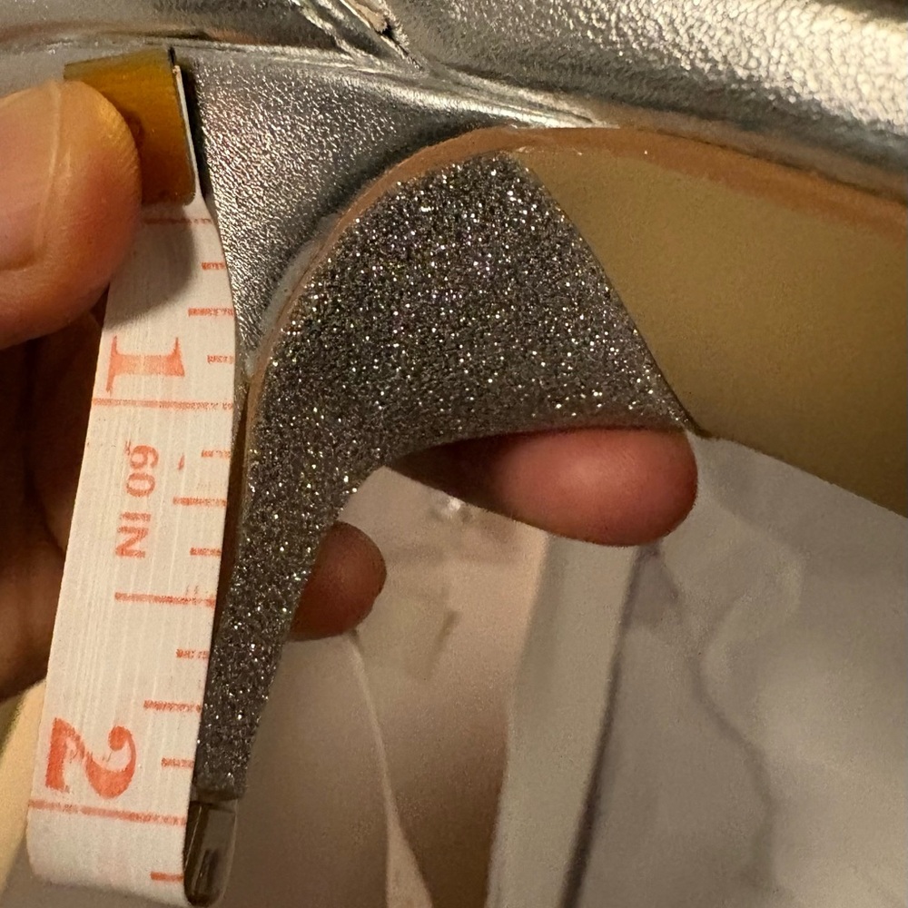 Jewel Badgley Mischka Women’s Dash Silver Heel Sandals Size 6 - Picture 16 of 16